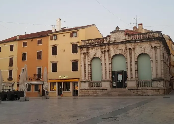 Apartman Kiki For 2, Near Old Town & Beach, Free Wifi Zadar