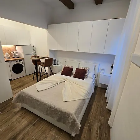 Kiki For 2, Near Old Town & Beach, Free Wifi Διαμέρισμα Ζαντάρ