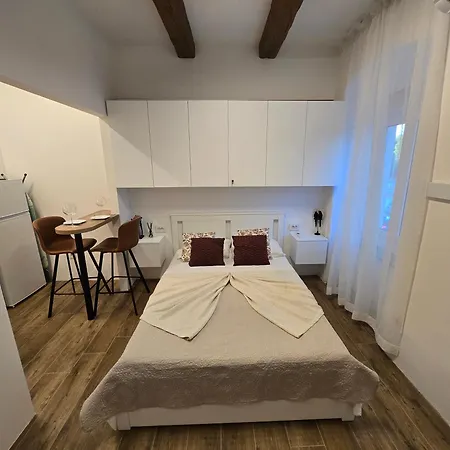 Kiki For 2, Near Old Town & Beach, Free Wifi * Ζαντάρ